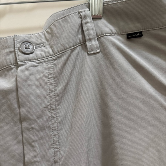 Travis Mathew Hefner Shorts Mens Size 36 Gray Performance Golf Athleisure - Picture 3 of 6